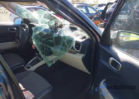 2021 Hyundai Venue Denim z USA, uszkodzony, nr VIN KMHRC8A35MU090374